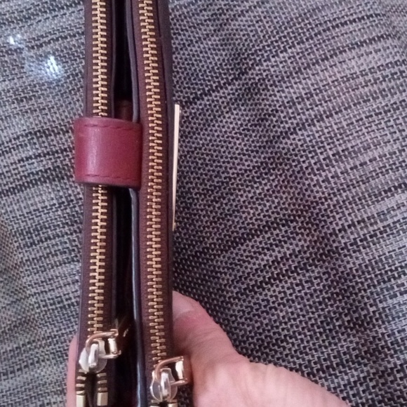 Michael Kors Wallet - Picture 4 of 4